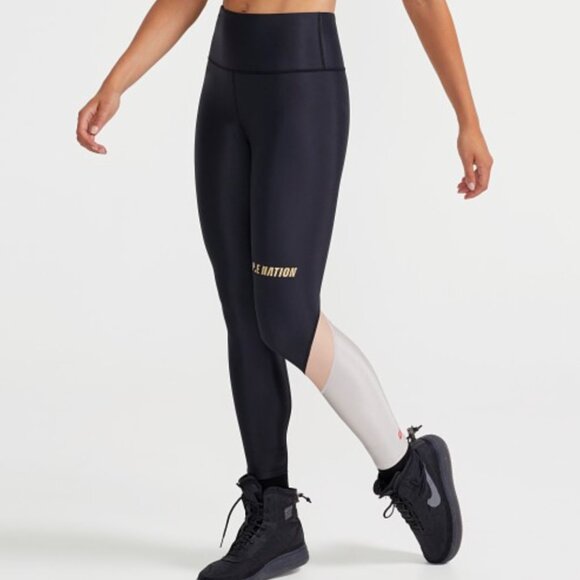 Sweeper Legging - Picture 1 of 3